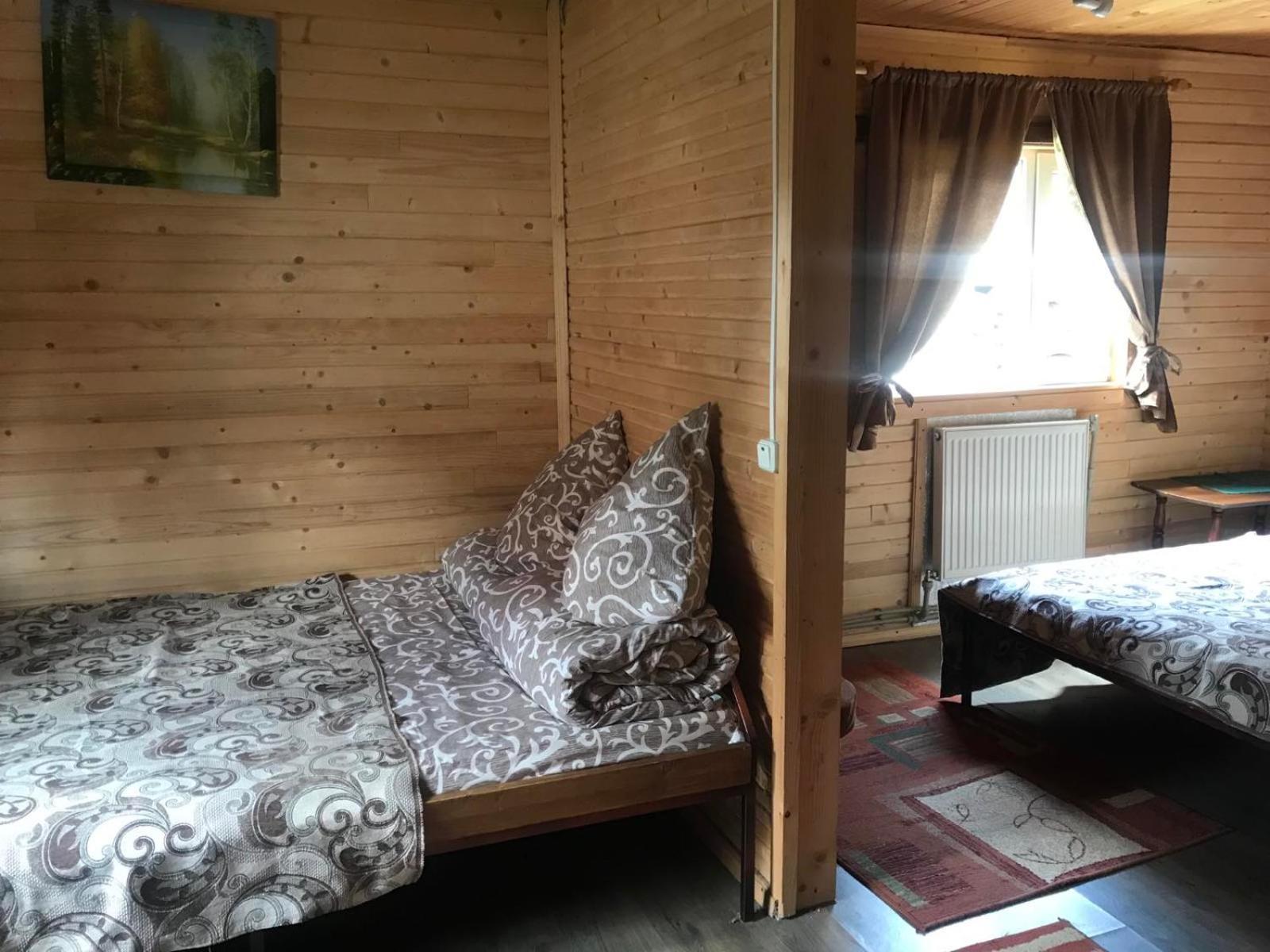 Hotel У Олега à Verkhne-Studenyy Extérieur photo