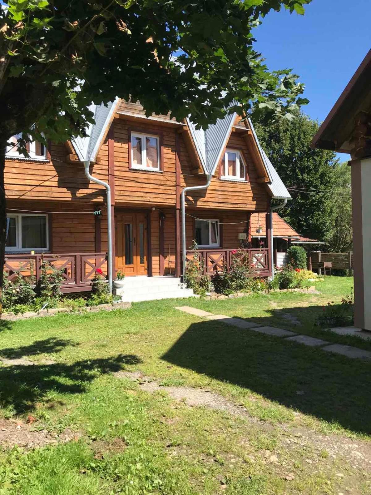 Hotel У Олега à Verkhne-Studenyy Extérieur photo