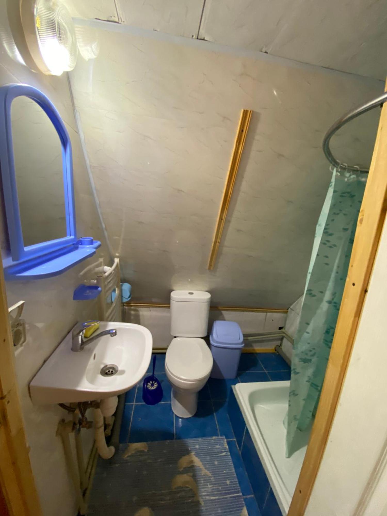 Hotel У Олега à Verkhne-Studenyy Extérieur photo